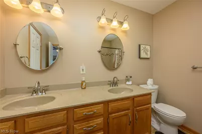 3176 Carie Hill Circle NW, Massillon, OH 44646 - Photo 21