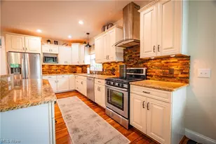 3318 Hampton Hall, Poland, OH 44514 - Photo 7