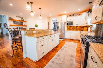 3318 Hampton Hall, Poland, OH 44514 - Photo 3