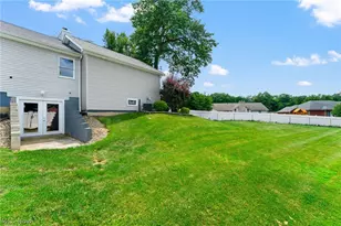 224 Misty Woods Ct, Struthers, OH 44471 - Photo 23