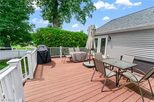224 Misty Woods Ct, Struthers, OH 44471 - Photo 25