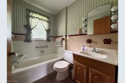 1021 W College Road, Alliance, OH 44601 - Photo 23