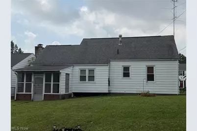 1021 W College Road, Alliance, OH 44601 - Photo 5