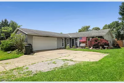 109 Monticello Circle, Elyria, OH 44035 - Photo 5