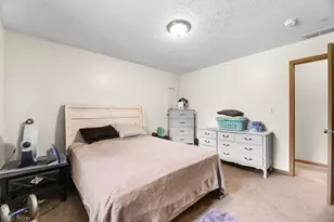 109 Monticello Cir, Elyria, OH 44035 - Photo 27