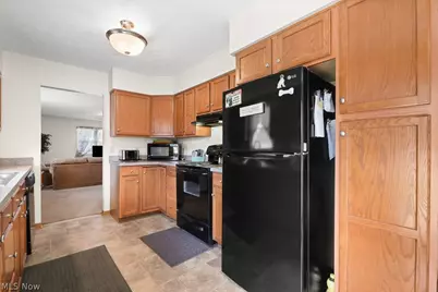 109 Monticello Circle, Elyria, OH 44035 - Photo 13