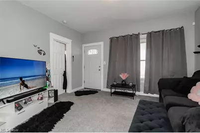 10302 Manor Avenue, Loveland, OH 44104 - Photo 7