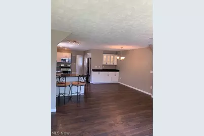 370 E 309th Street, Willowick, OH 44095 - Photo 9