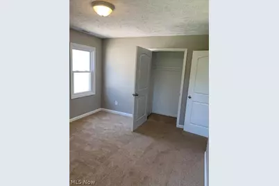 370 E 309th Street, Willowick, OH 44095 - Photo 11