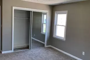 370 E 309th St, Willowick, OH 44095 - Photo 13