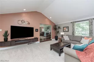 4511 Ranchwood Rd, Akron, OH 44333 - Photo 11