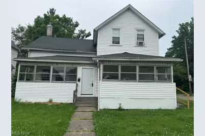 674-676 Carlysle Street, Akron, OH 44310 - Photo 1