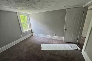 674-676 Carlysle St, Akron, OH 44310 - Photo 13