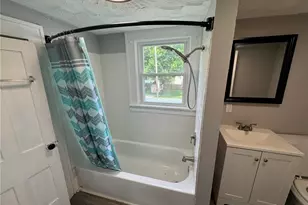674-676 Carlysle St, Akron, OH 44310 - Photo 17