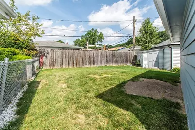 19155 Davinwood Drive, Loveland, OH 44135 - Photo 7