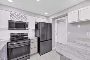 12500 Edgewater Dr, Oakwood, OH 44107 - Photo 7