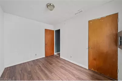 1235 Roslyn Avenue, Akron, OH 44320 - Photo 11