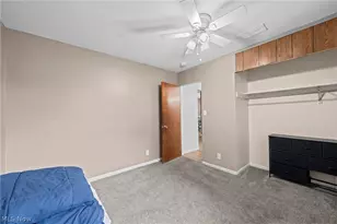 1235 Roslyn Ave, Akron, OH 44320 - Photo 25