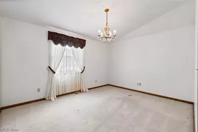 1229 Scenicrest Street NW, Uniontown, OH 44685 - Photo 25