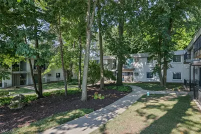 996 S Lincoln Street, Kent, OH 44240 - Photo 3