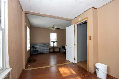 2106 Indiana Way NE, Canton, OH 44705 - Photo 3