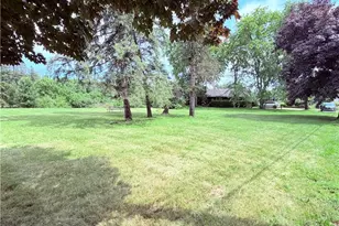 12276 Cleveland Ave NW, Uniontown, OH 44685 - Photo 9