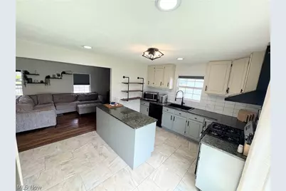 758 E 348th Street, Eastlake, OH 44095 - Photo 7
