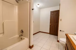 643 Fruit Dr, Coventry, OH 44319 - Photo 17