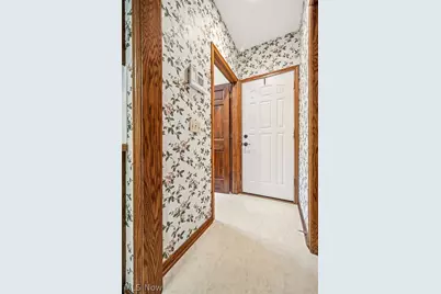 6638 Forestwood Street NW, Canton, OH 44718 - Photo 13
