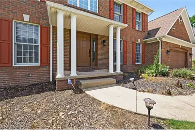 6638 Forestwood Street NW, Canton, OH 44718 - Photo 7