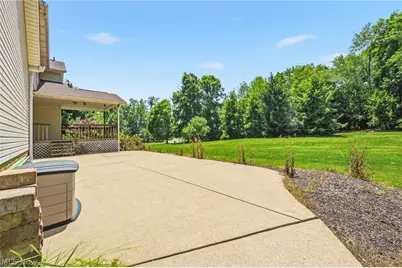 6638 Forestwood Street NW, Canton, OH 44718 - Photo 37