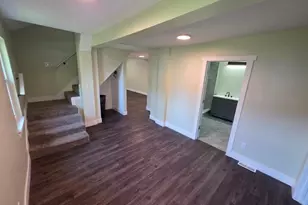 2059 W 42nd St, Loveland, OH 44113 - Photo 9