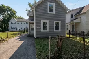2059 W 42nd St, Loveland, OH 44113 - Photo 1
