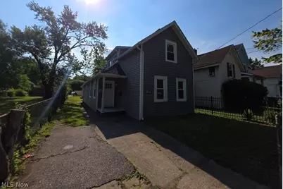 2059 W 42nd Street, Loveland, OH 44113 - Photo 3