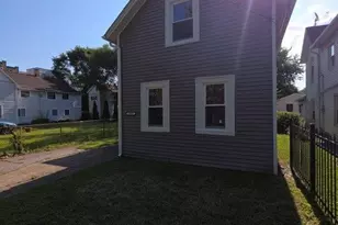 2059 W 42nd St, Loveland, OH 44113 - Photo 3