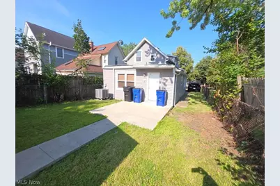 2059 W 42nd Street, Loveland, OH 44113 - Photo 5