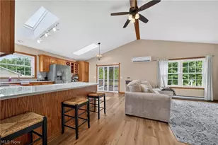 413 Brittany Ln, Jefferson, OH 44047 - Photo 5