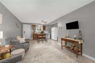 984 Cleveland Ave, Amherst, OH 44001 - Photo 31