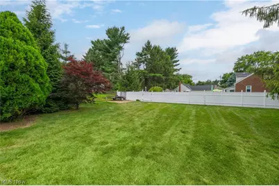 984 Cleveland Avenue, Amherst, OH 44001 - Photo 45