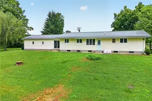4552 N Monroe Center Rd, Kingsville, OH 44048 - Photo 5