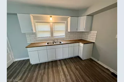1305 Curtis Street, Akron, OH 44301 - Photo 7