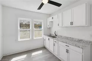 9306 Pierpont Ave, Loveland, OH 44108 - Photo 15