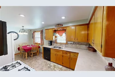 653 N Bon Air Avenue, Youngstown, OH 44509 - Photo 11