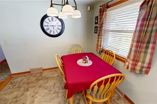 653 N Bon Air Ave, Youngstown, OH 44509 - Photo 9