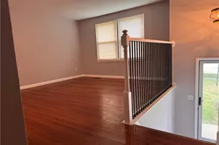 830 Gayer Dr, Medina, OH 44256 - Photo 3