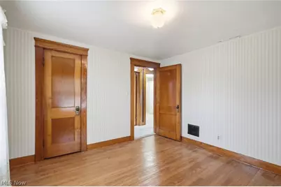 407 Illinois Avenue, Lorain, OH 44052 - Photo 25