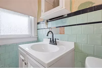 407 Illinois Avenue, Lorain, OH 44052 - Photo 23