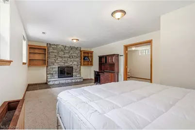 912 S Azalea Boulevard, Barberton, OH 44203 - Photo 17