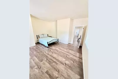 1235 Sinclair Avenue, Steubenville, OH 43952 - Photo 11