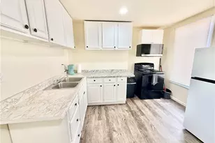 1235 Sinclair Ave, Steubenville, OH 43952 - Photo 9